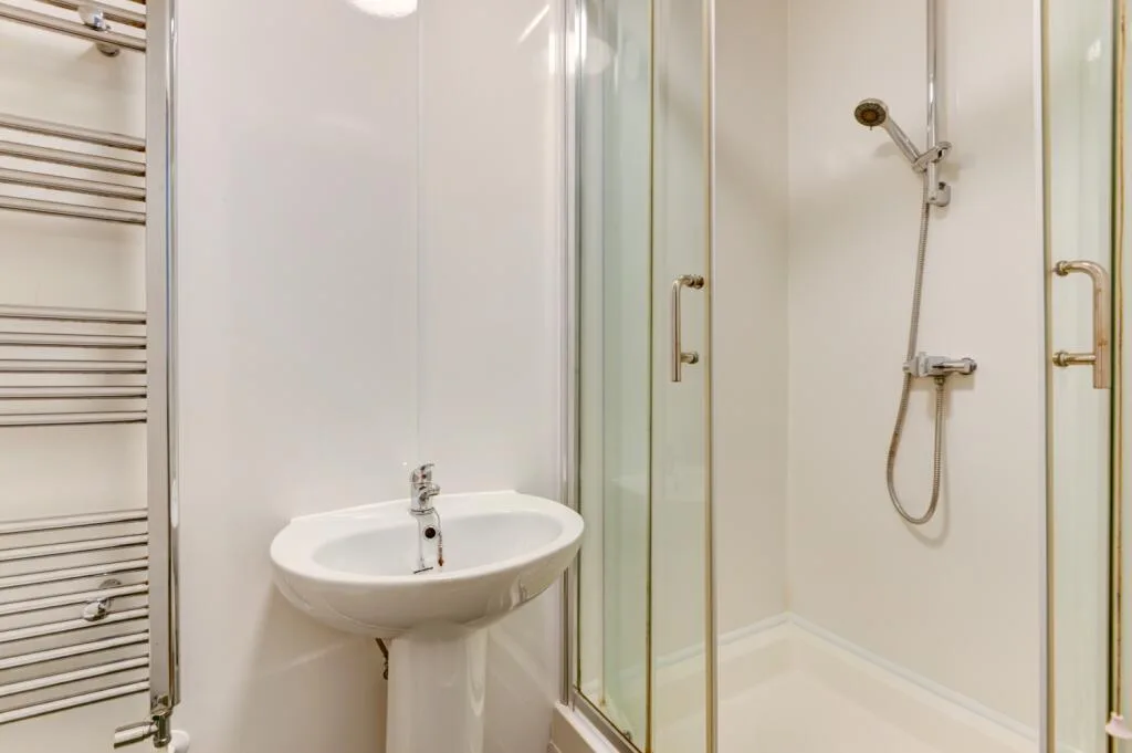 5 bedroom ground floor maisonette for rent