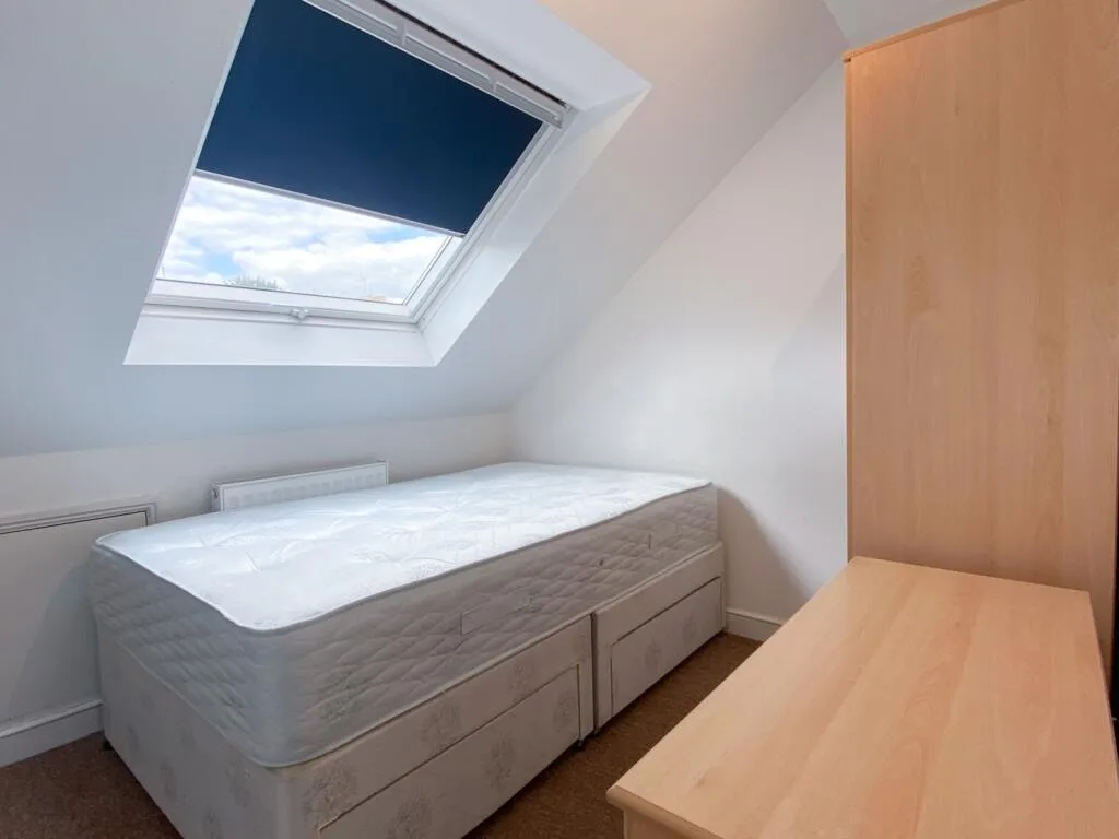 6 bedroom terraced house for rent