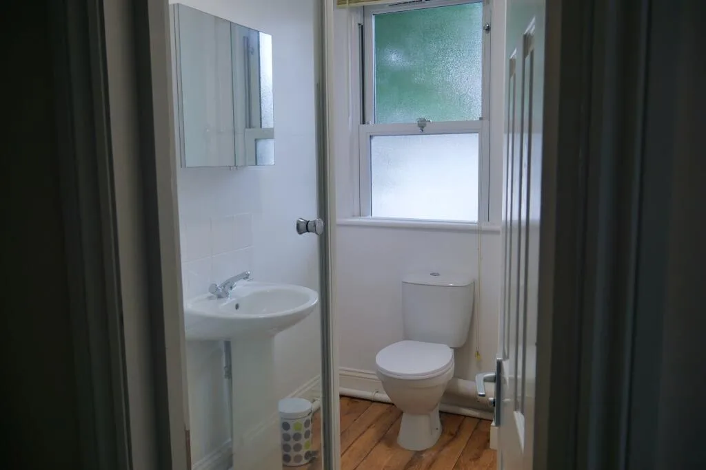 6 bedroom terraced house for rent