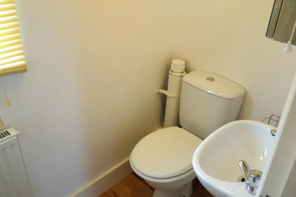 6 bedroom terraced house for rent
