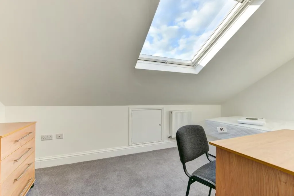 6 bedroom terraced house for rent