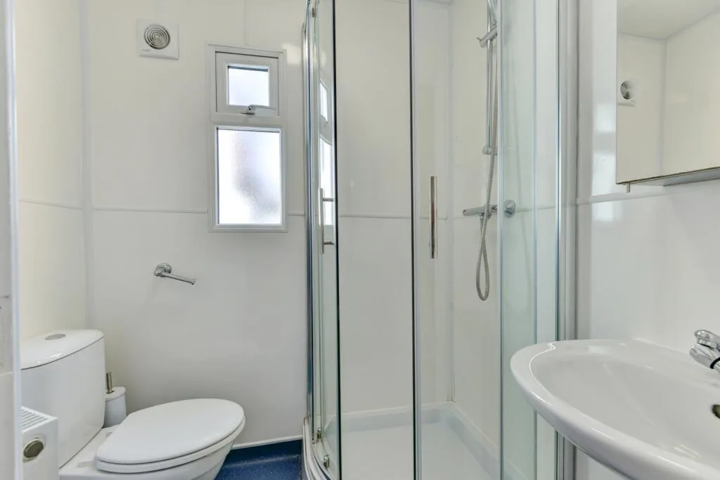 6 bedroom terraced house for rent