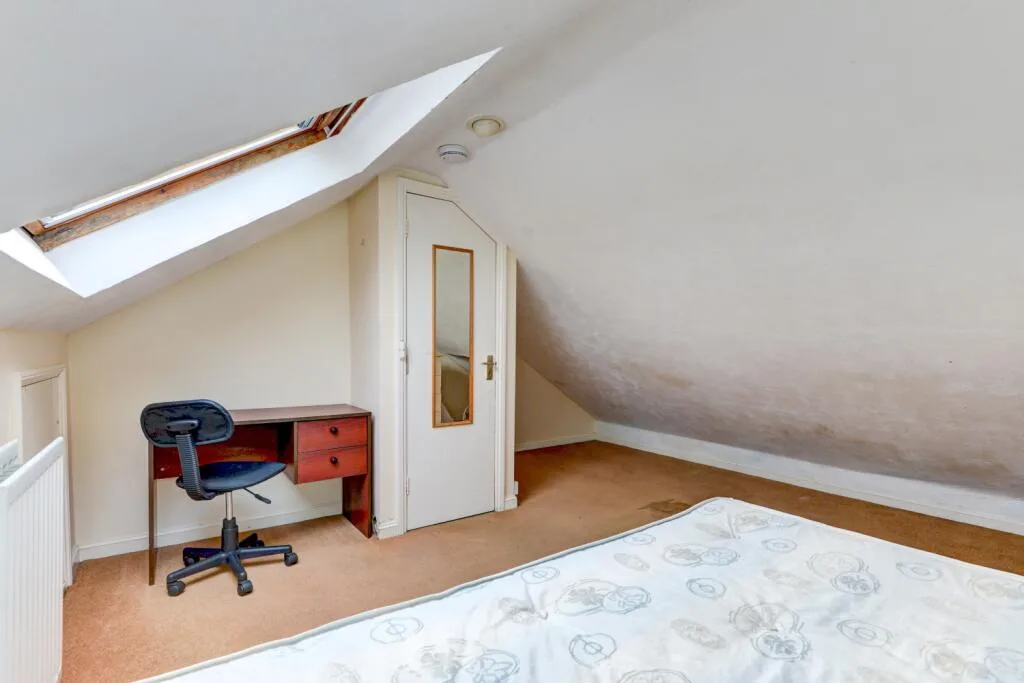 6 bedroom terraced house for rent