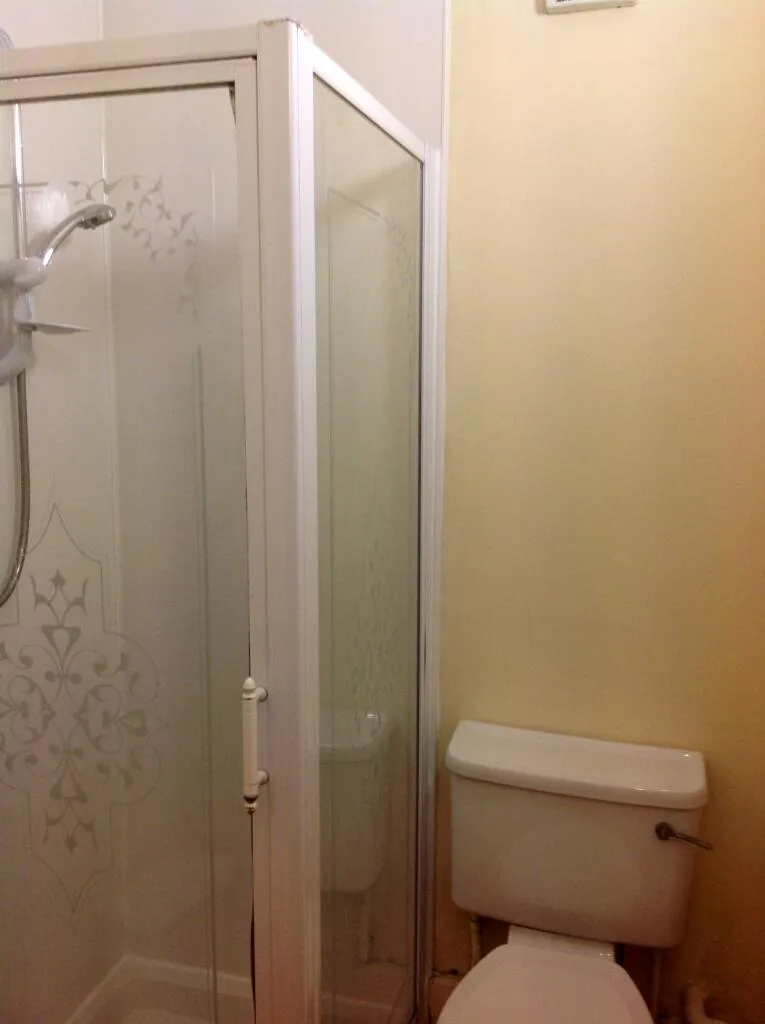 6 bedroom terraced house for rent