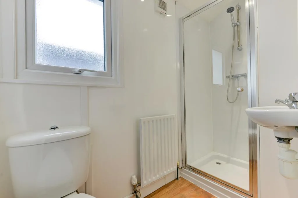 6 bedroom terraced house for rent