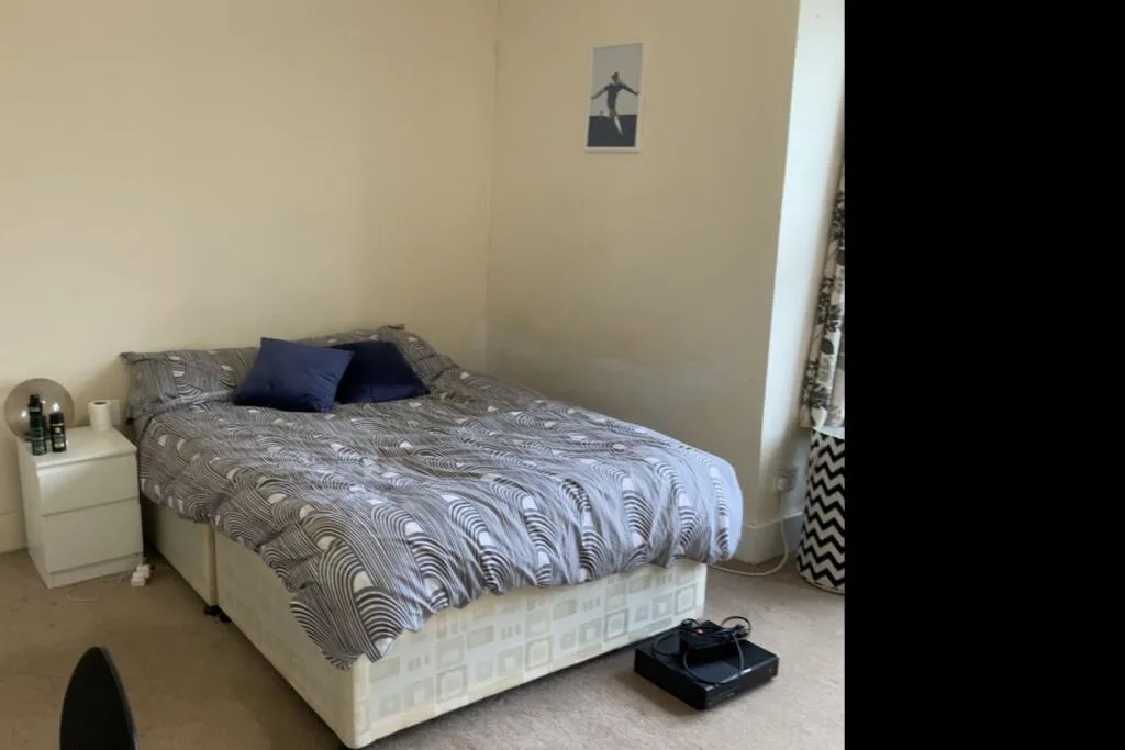 5 bedroom terraced house for rent