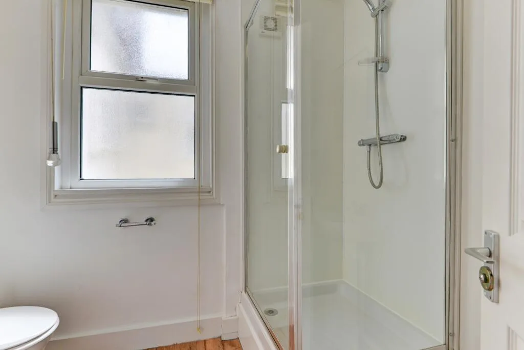 6 bedroom terraced house for rent