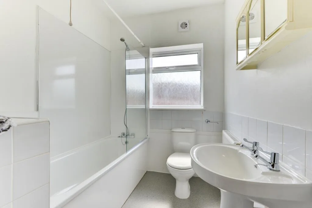 5 bedroom terraced house for rent