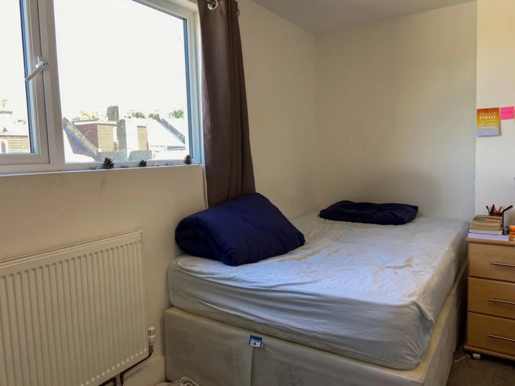 6 bedroom terraced house for rent