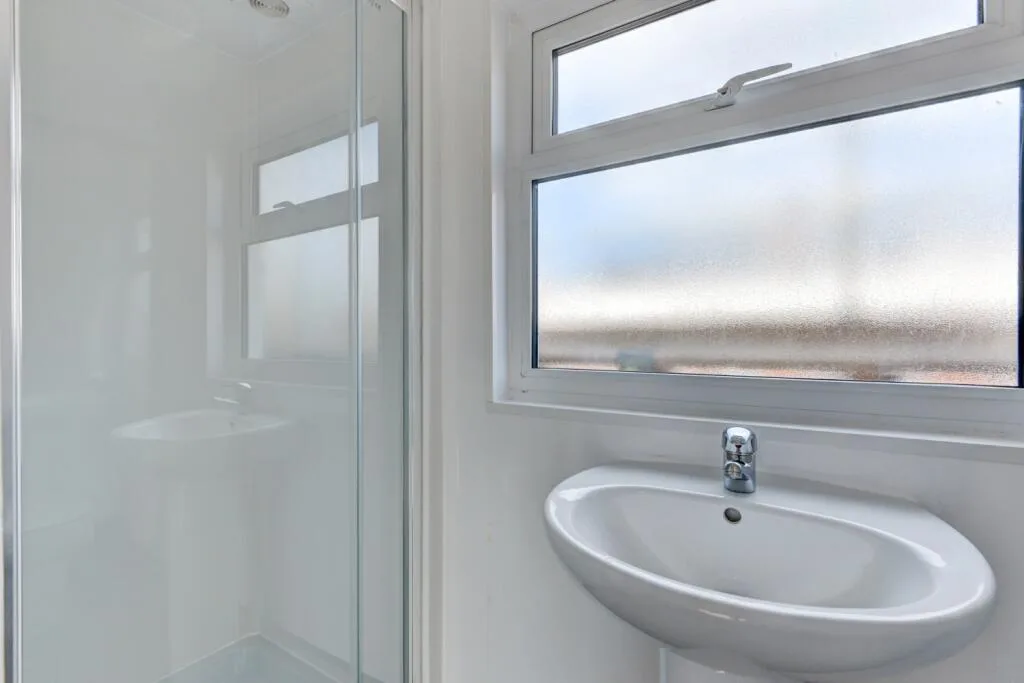 6 bedroom terraced house for rent
