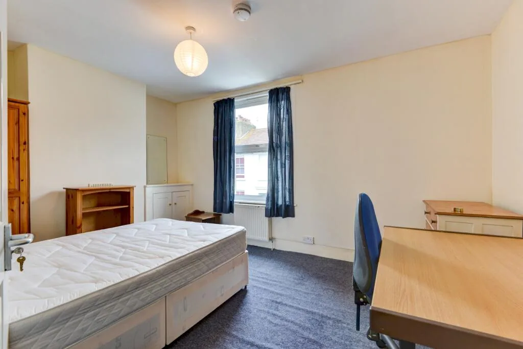 4 bedroom terraced house for rent