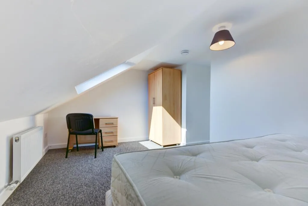 6 bedroom terraced house for rent