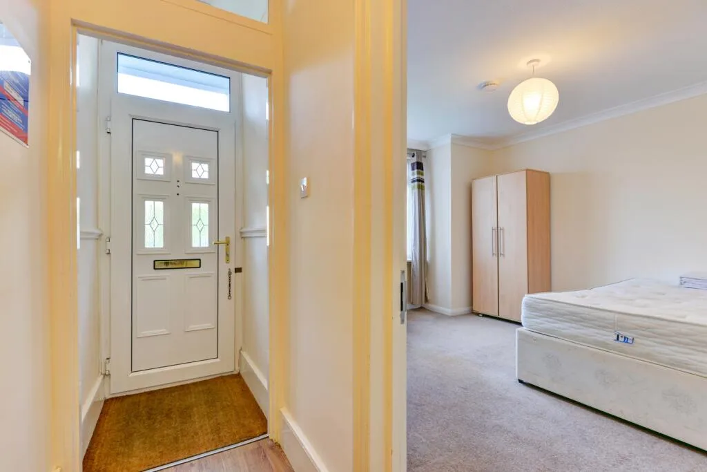 6 bedroom terraced house for rent