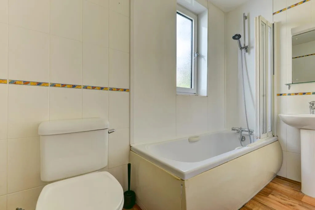 6 bedroom terraced house for rent