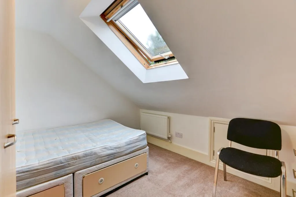 6 bedroom terraced house for rent