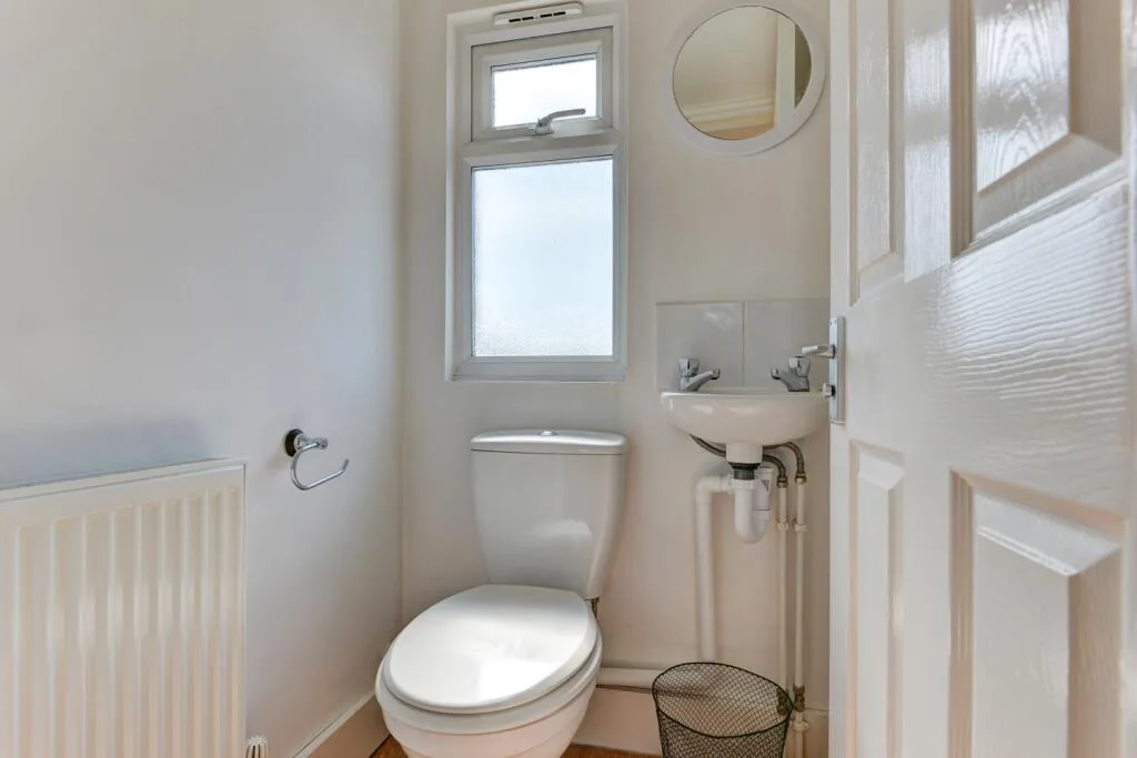6 bedroom terraced house for rent