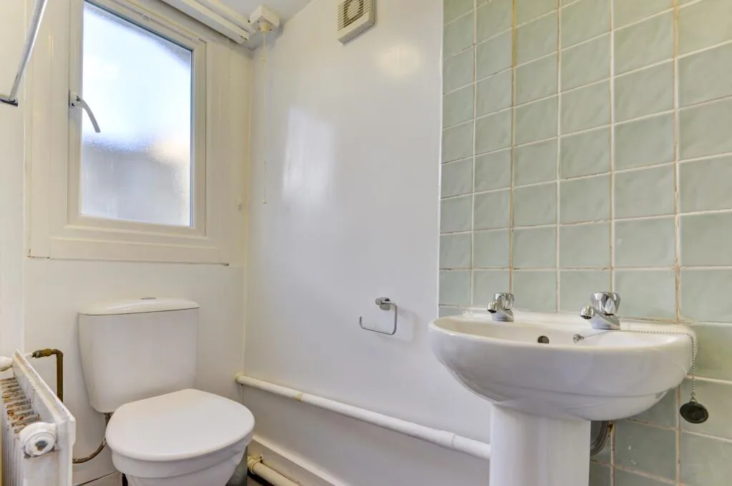 5 bedroom terraced house for rent