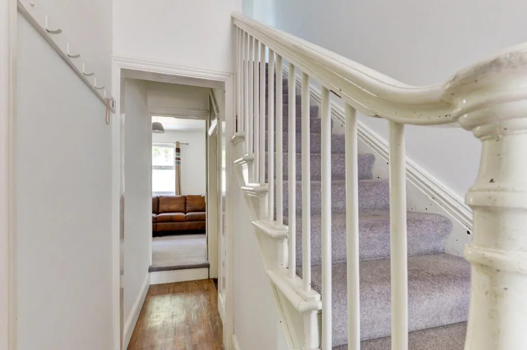 6 bedroom terraced house for rent