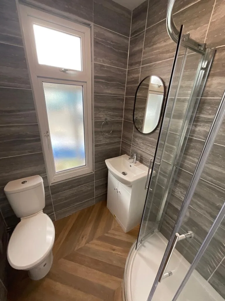 6 bedroom terraced house for rent