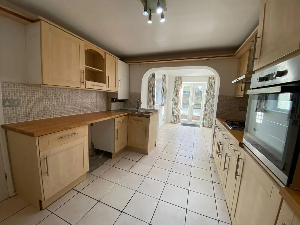 3 bedroom house for rent