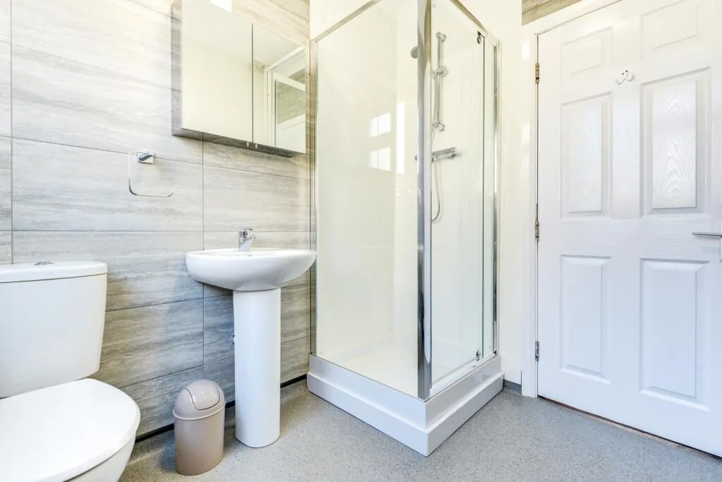 6 bedroom terraced house for rent