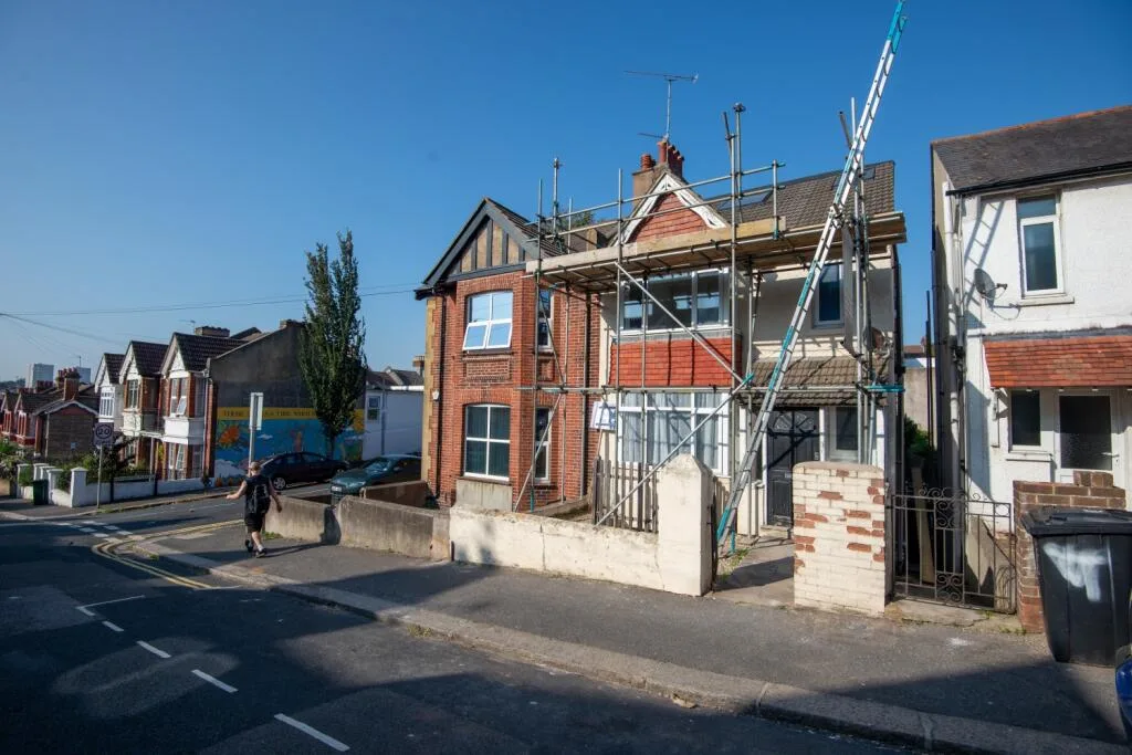 6 bedroom terraced house for rent