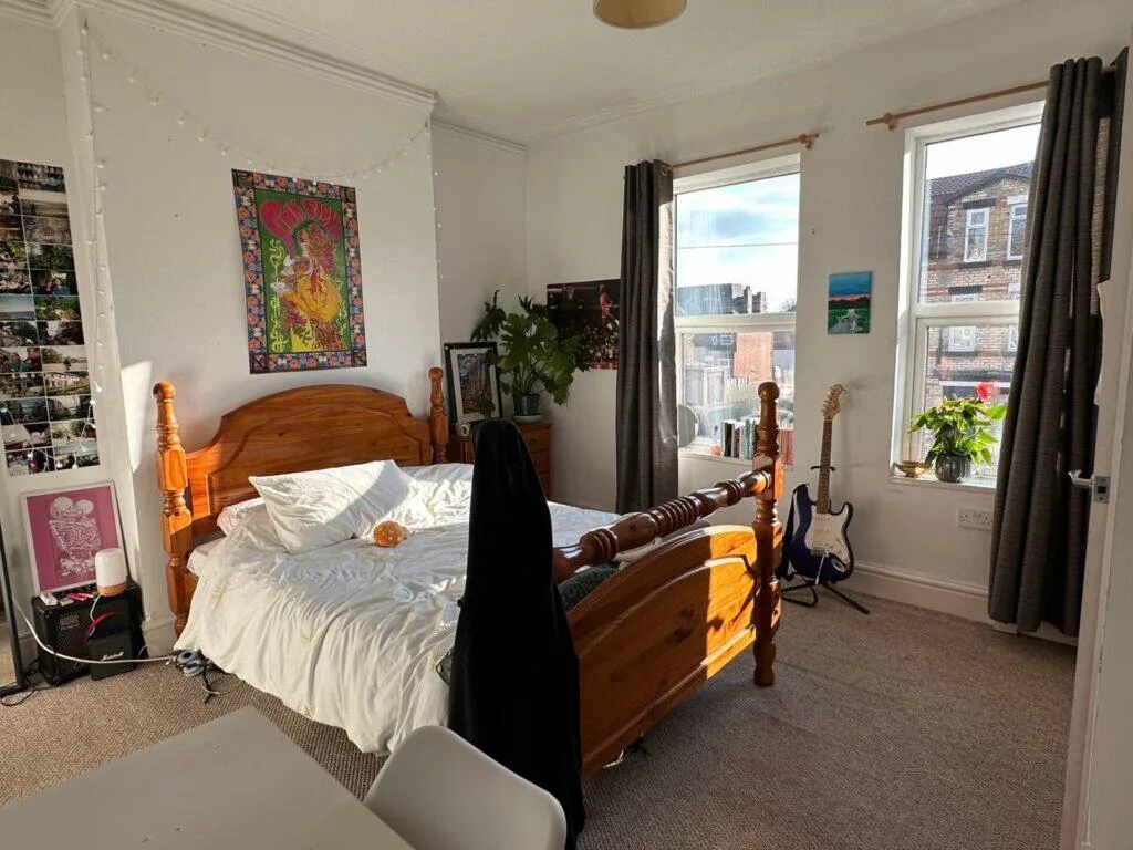 8 bedroom terraced house for rent