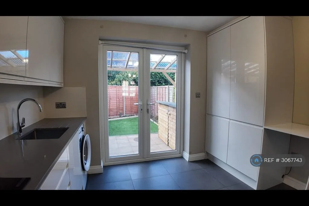 2 bedroom terraced house for rent