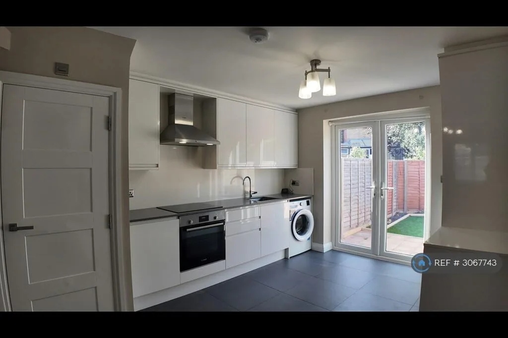 2 bedroom terraced house for rent