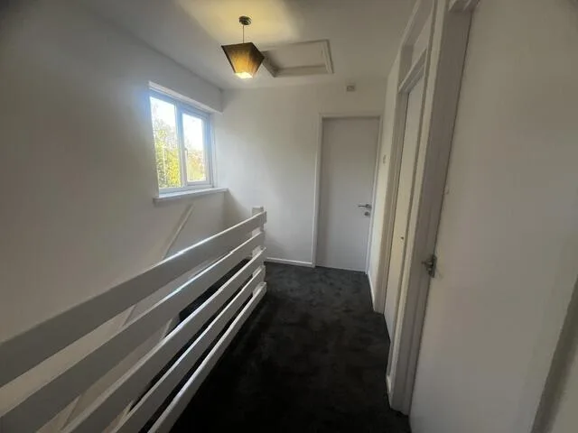 4 bedroom semi-detached house for rent