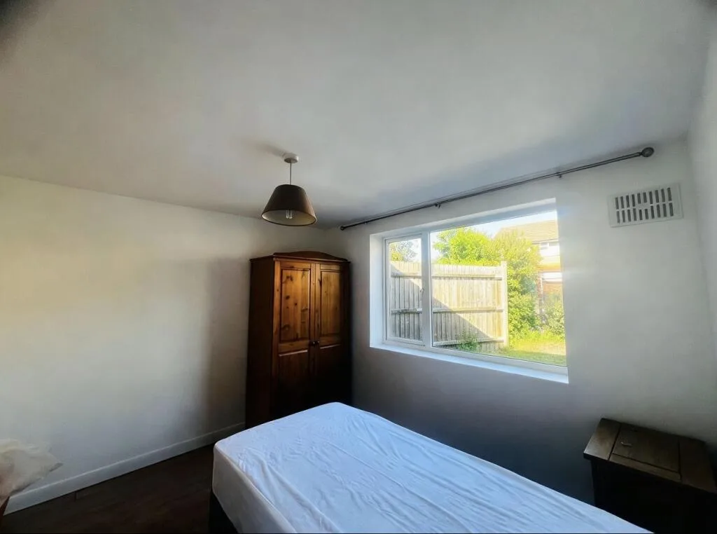 4 bedroom semi-detached house for rent