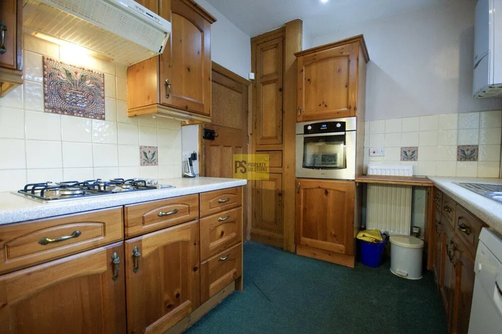 4 bedroom terraced house for rent