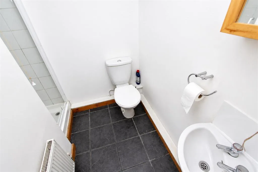 7 bedroom house for rent