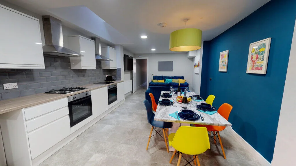 6 bedroom house for rent
