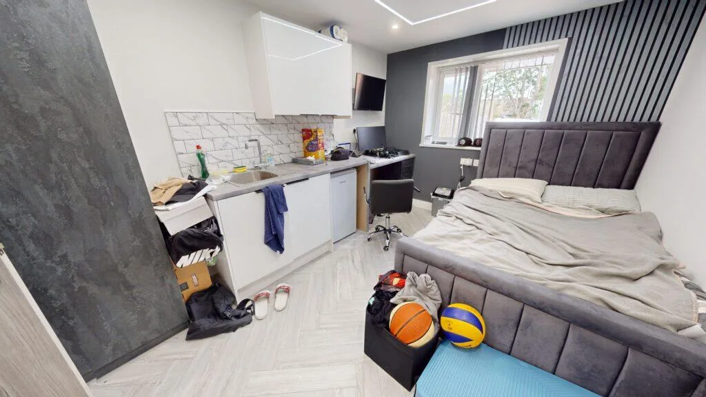 7 bedroom house for rent