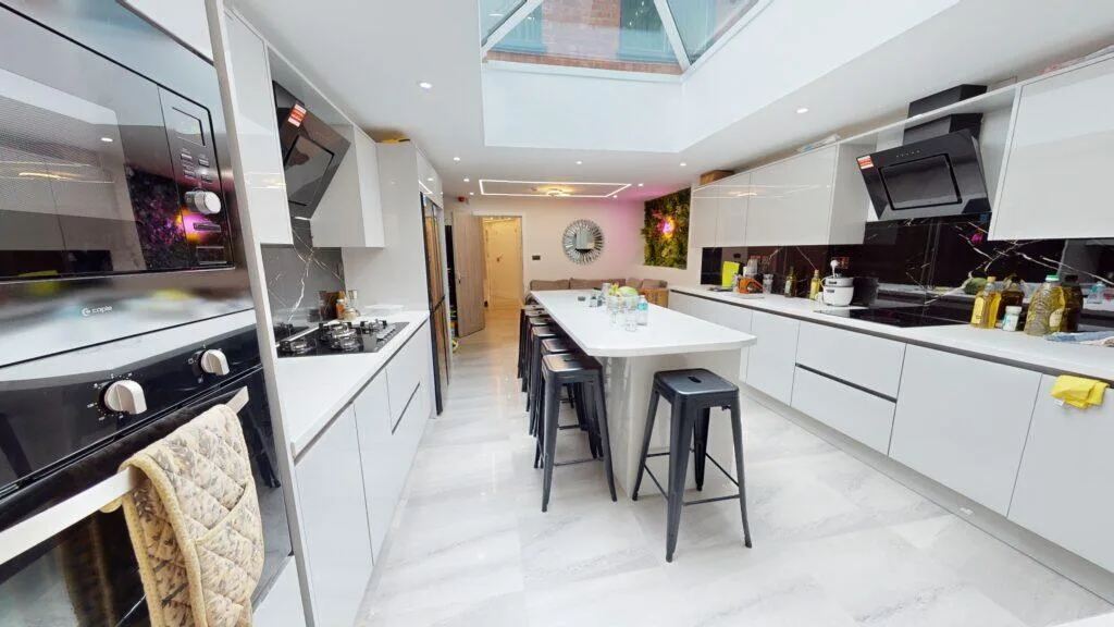 7 bedroom house for rent