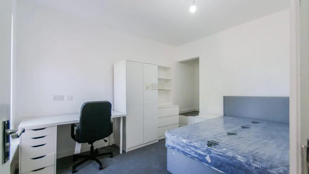 4 bedroom terraced house for rent