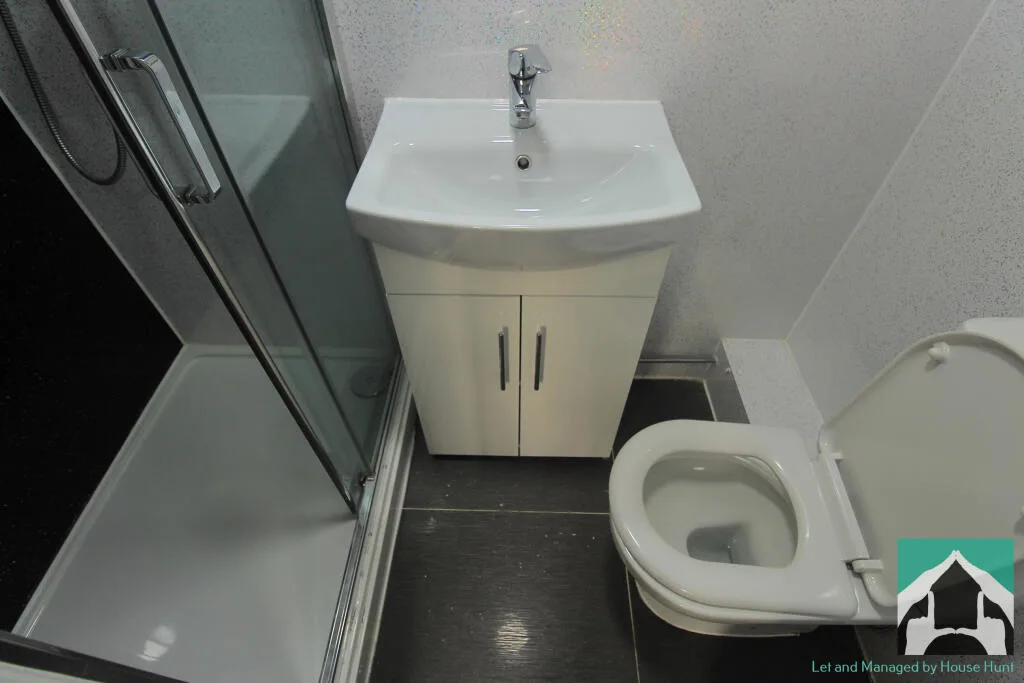 5 bedroom house for rent