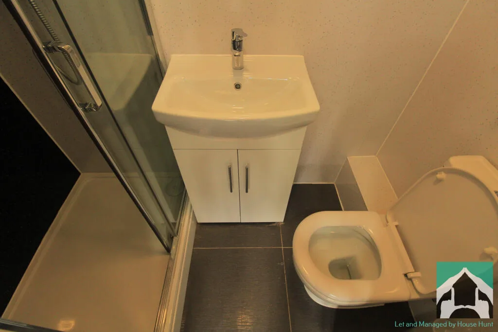 5 bedroom house for rent