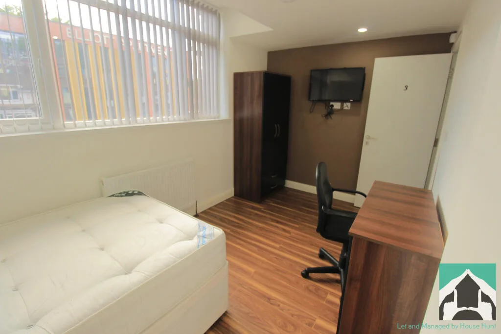 5 bedroom house for rent