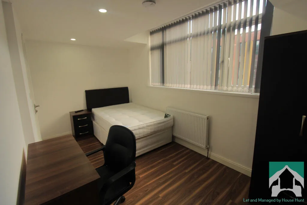 5 bedroom house for rent