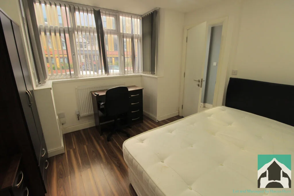 5 bedroom house for rent