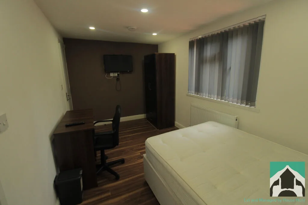 5 bedroom house for rent
