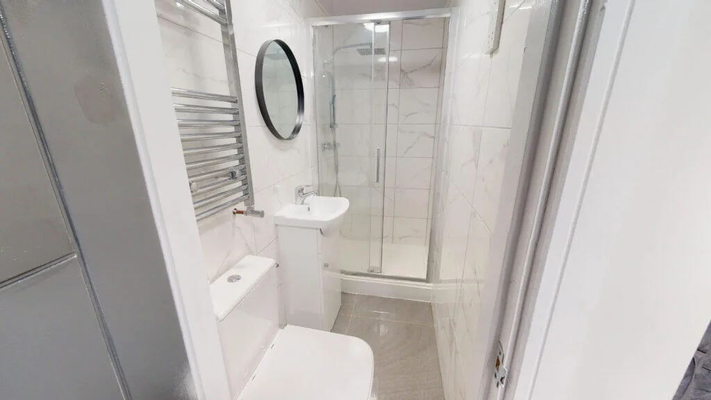6 bedroom house for rent