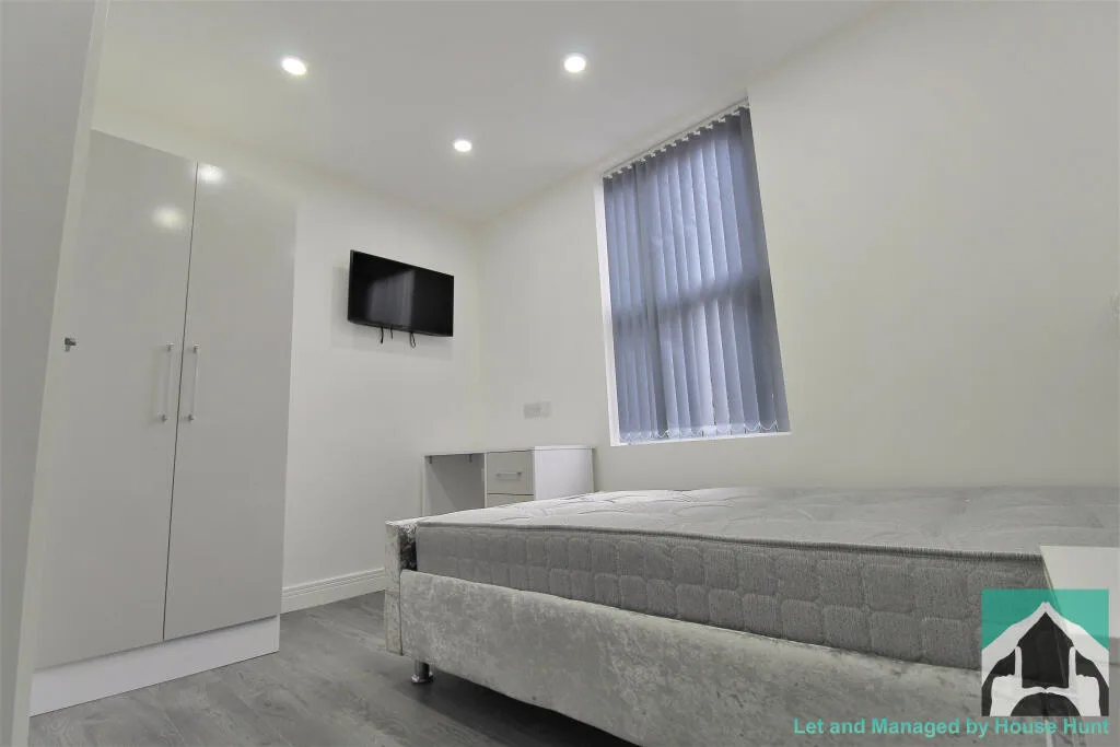 5 bedroom house for rent