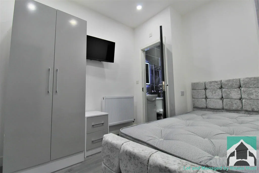 5 bedroom house for rent