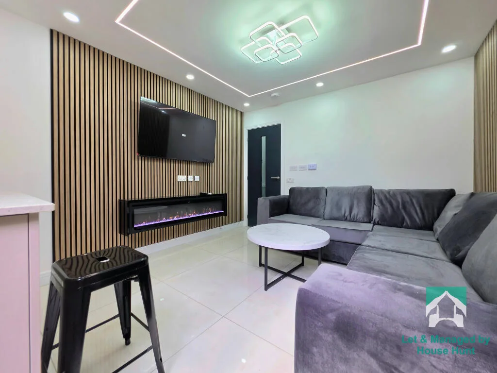 7 bedroom terraced house for rent