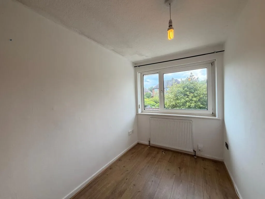 4 bedroom semi-detached house for rent