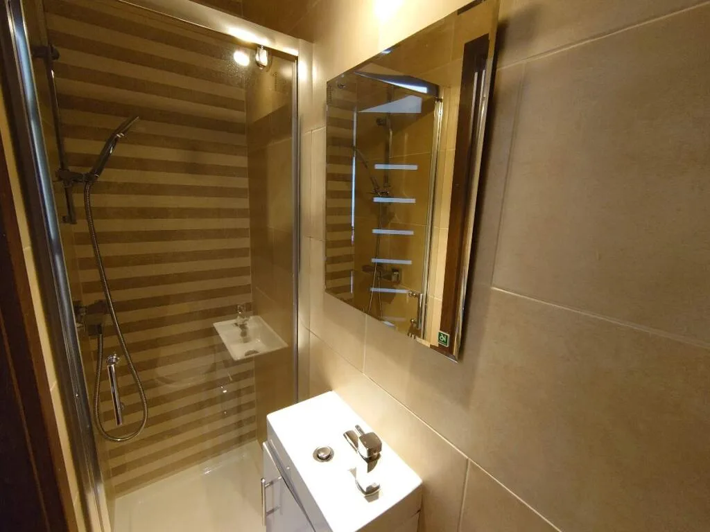 4 bedroom terraced house for rent