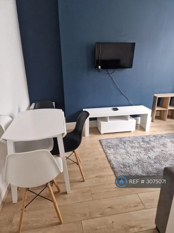 4 bedroom terraced house for rent